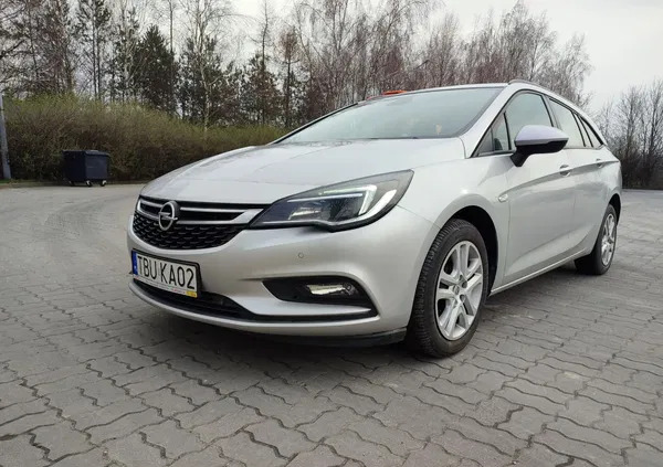 opel Opel Astra cena 28900 przebieg: 274000, rok produkcji 2017 z Pińczów